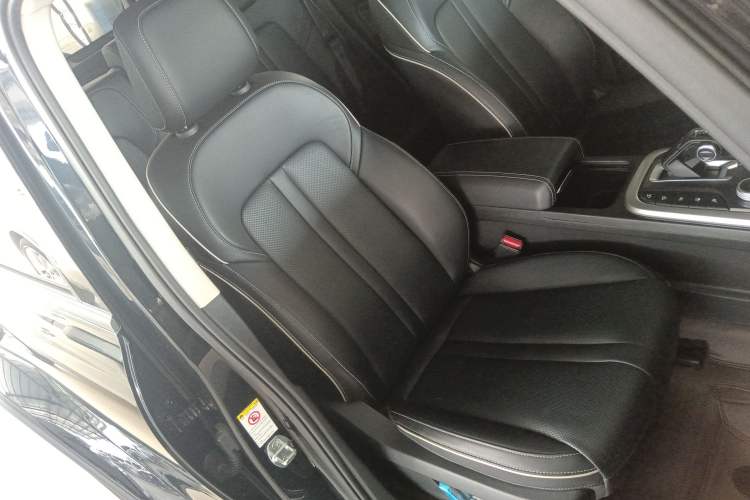 Used Tank 300 2024 2.0T Crosser Right Front Seat