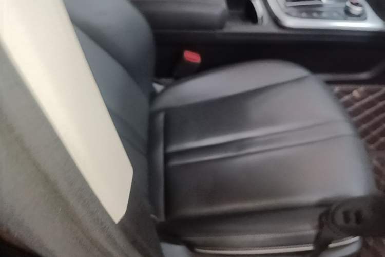 Used Tank 300 2024 2.0T Conqueror Right Front Seat