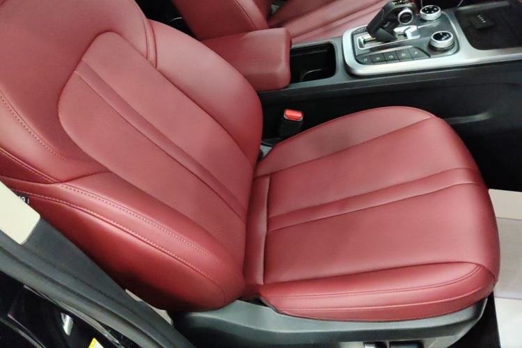 Used Tank 300 2024 2.0T Conqueror Right Front Seat