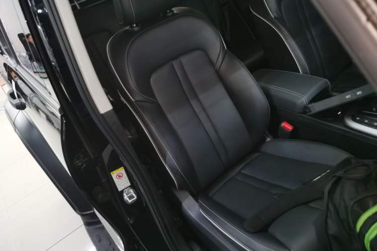 Used Tank 300 2024 2.0T Conqueror Right Front Seat