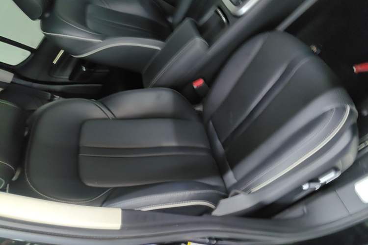 Used Tank 300 2024 2.0T Conqueror Right Front Seat