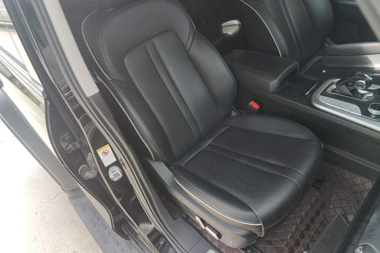 Used Tank 300 2024 2.0T Conqueror Right Front Seat