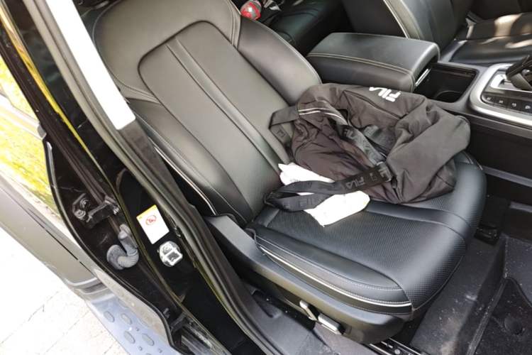 Used Tank 300 2024 2.0T Conqueror Right Front Seat