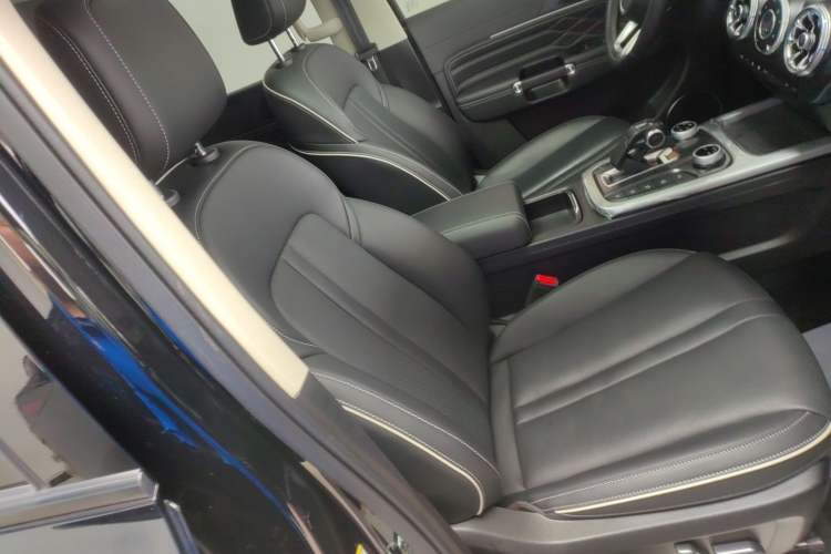 Used Tank 300 2024 2.0T Conqueror Right Front Seat