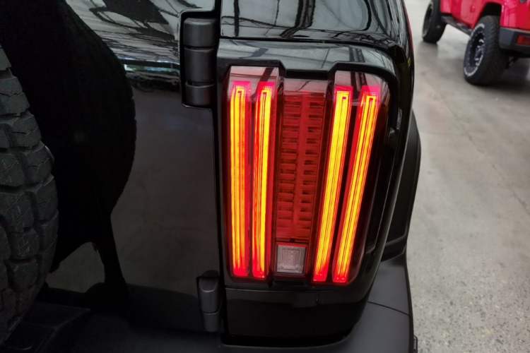 Used Tank 300 2024 2.0T Challenger Right Rear Taillight