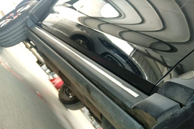 Used Tank 300 2024 2.0T Crosser Right Side Sill