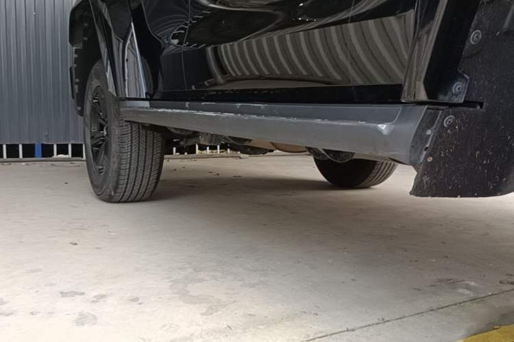 Used Tank 300 2024 2.0T Conqueror Right Side Sill