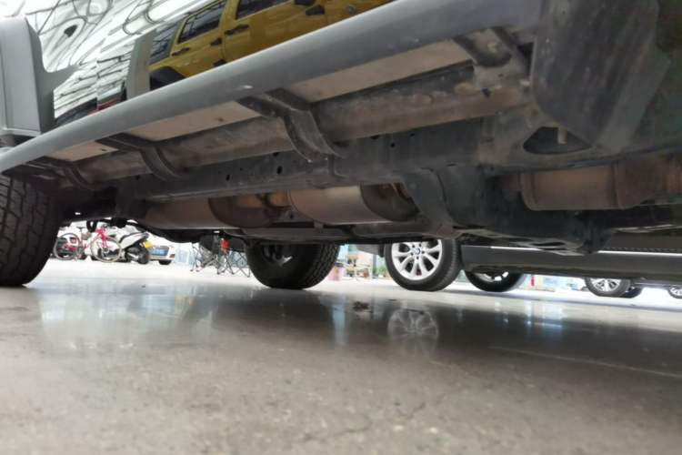 Used Tank 300 2024 2.0T Challenger Right Side Sill