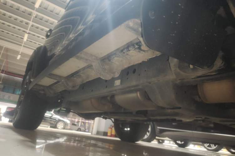 Used Tank 300 2024 2.0T Conqueror Right Side Sill