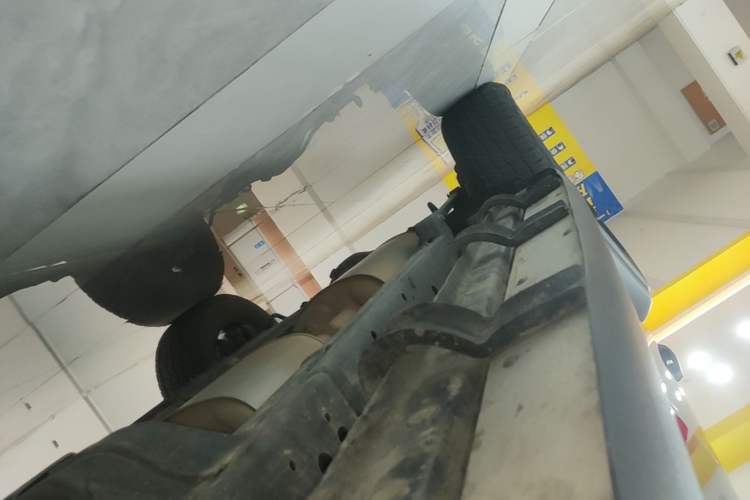 Used Tank 300 2024 2.0T Conqueror Right Side Sill