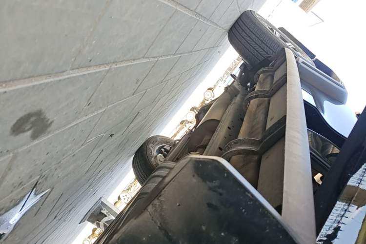 Used Tank 300 2024 2.0T Challenger Right Side Sill