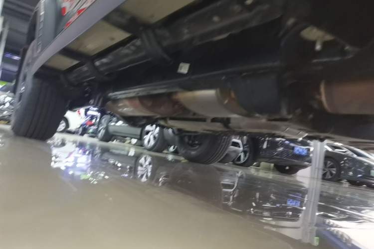 Used Tank 300 2024 2.0T Conqueror Right Side Sill