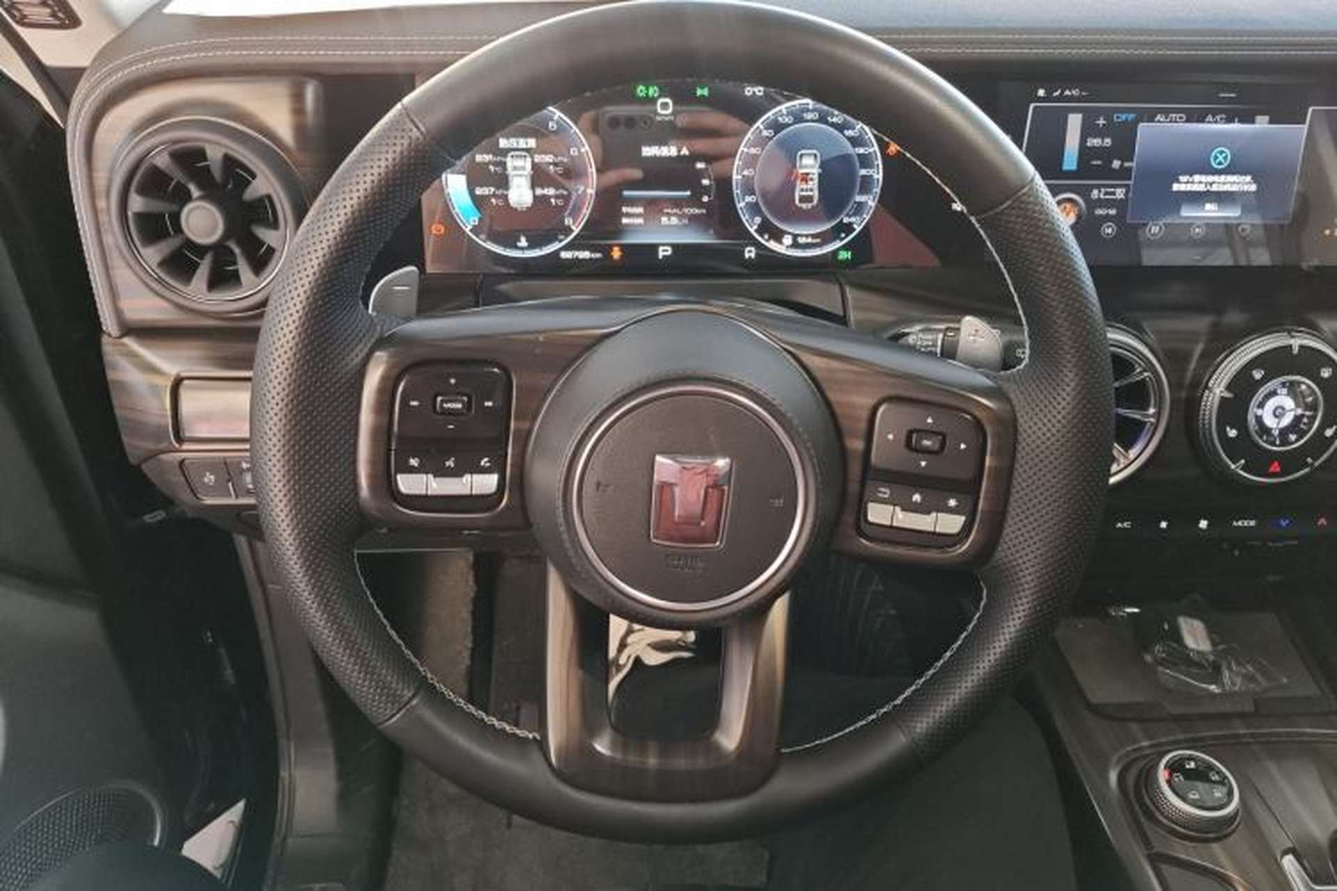 Used Tank 300 2024 2.0T Conqueror Steering Wheel