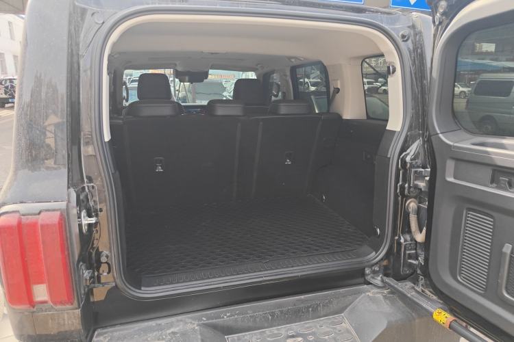 Used Tank 300 2024 2.0T Conqueror Trunk