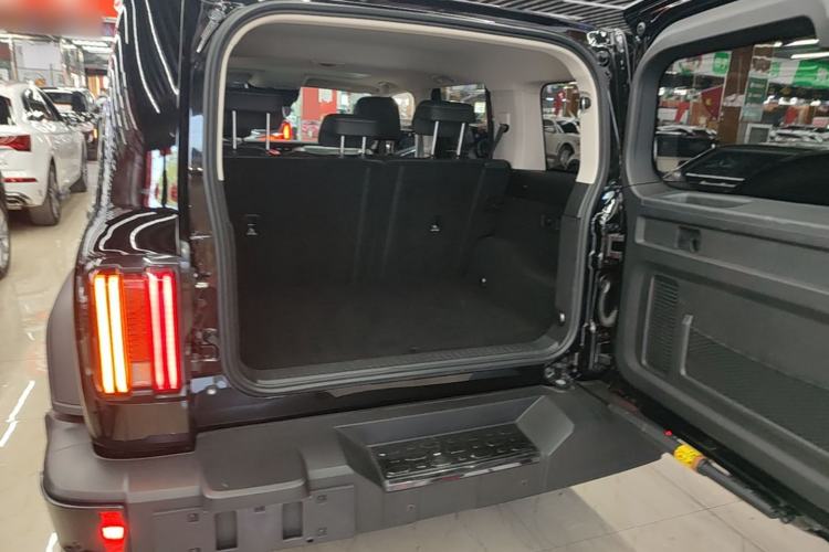 Used Tank 300 2024 2.0T Conqueror Trunk