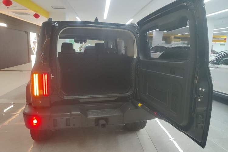 Used Tank 300 2024 2.0T Conqueror Trunk