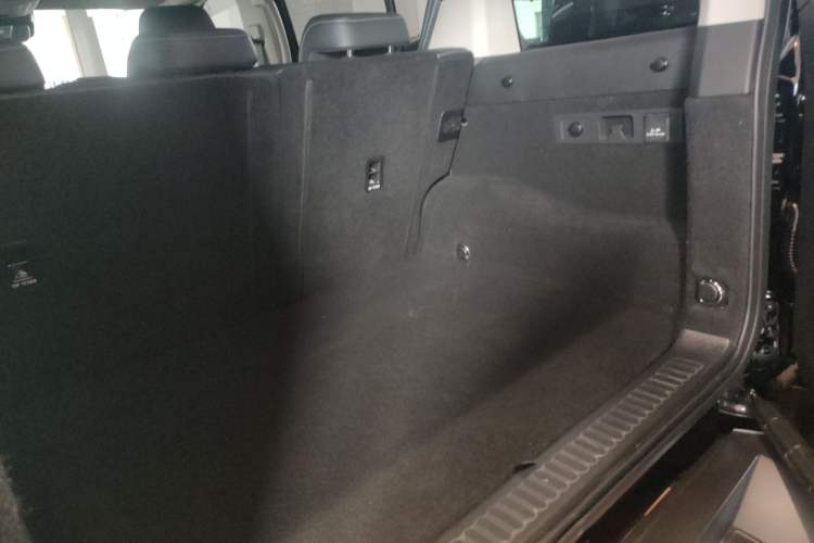 Used Tank 300 2024 2.0T Conqueror Trunk