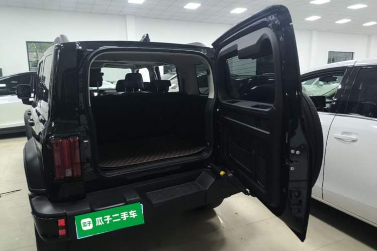 Used Tank 300 2024 2.0T Conqueror Trunk