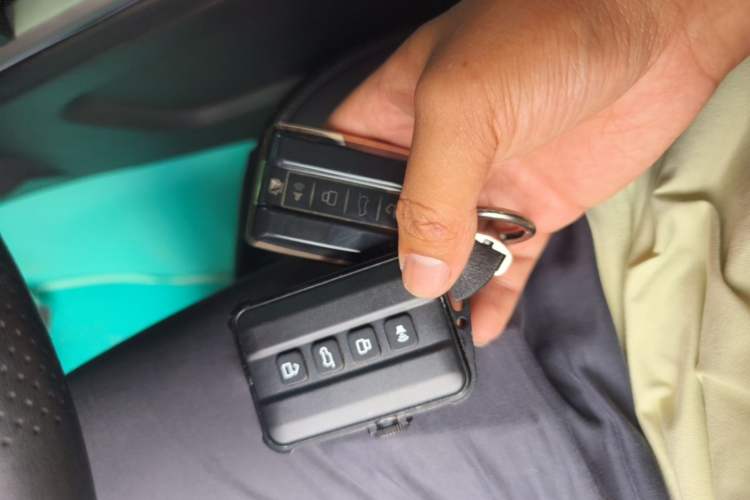 Used Tank 300 2024 2.0T Challenger Vehicle Key