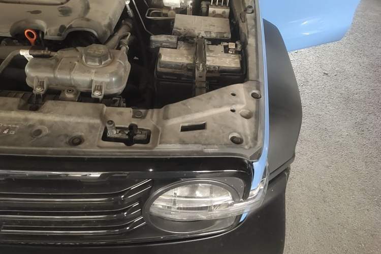 Used Tank 300 2024 2.0T Conqueror Engine Bay Left