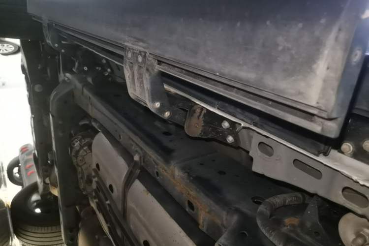 Used Tank 300 2024 2.0T Crosser Left Side Sill