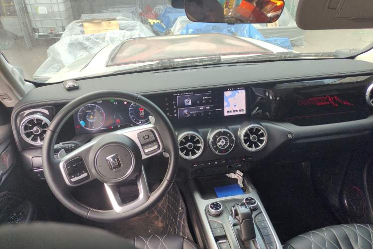 Used Tank 300 2024 2.0T Challenger Center Console
