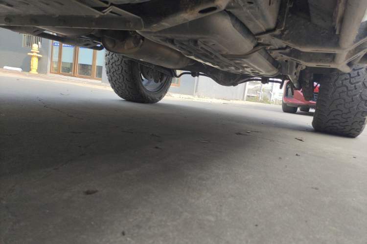 Used Tank 300 2024 2.0T Challenger Chassis Front Left