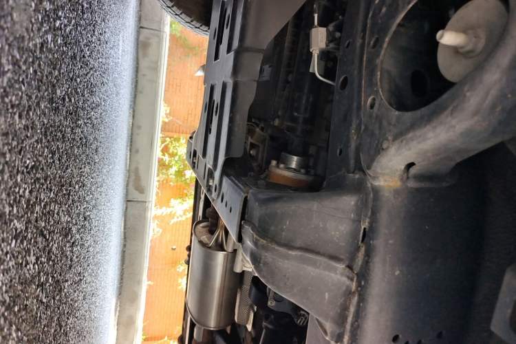 Used Tank 300 2024 2.0T Challenger Chassis Front Left