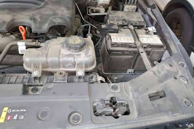 Used Tank 300 2024 2.0T Conqueror Engine Bay Left