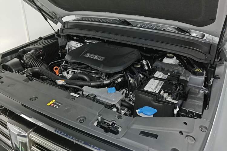 Used Tank 300 2024 2.0T Crosser Engine Bay