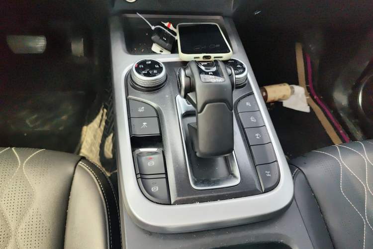 Used Tank 300 2024 2.0T Challenger Gear Lever