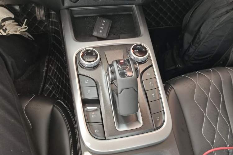 Used Tank 300 2024 2.0T Challenger Gear Lever