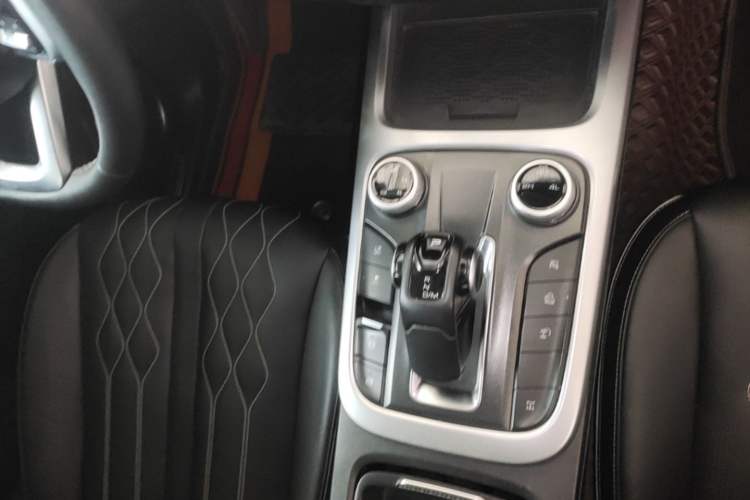 Used Tank 300 2024 2.0T Challenger Gear Lever