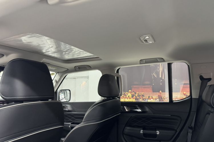 Used Tank 300 2024 2.0T Conqueror Headliner