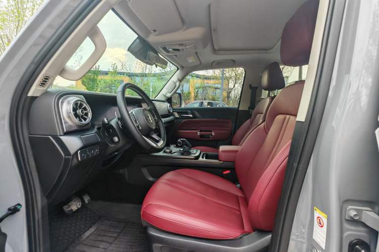 Used Tank 300 2024 2.0T Conqueror Interior 1