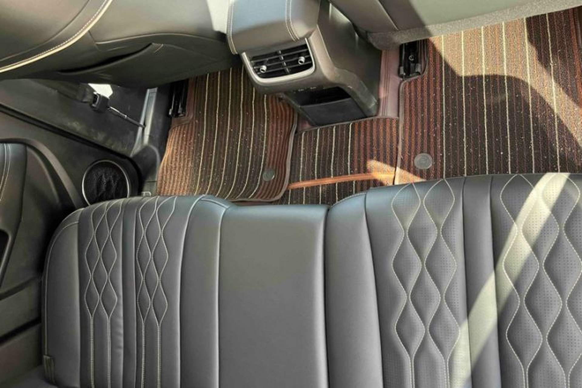 Used Tank 300 2024 2.0T Challenger Interior 13
