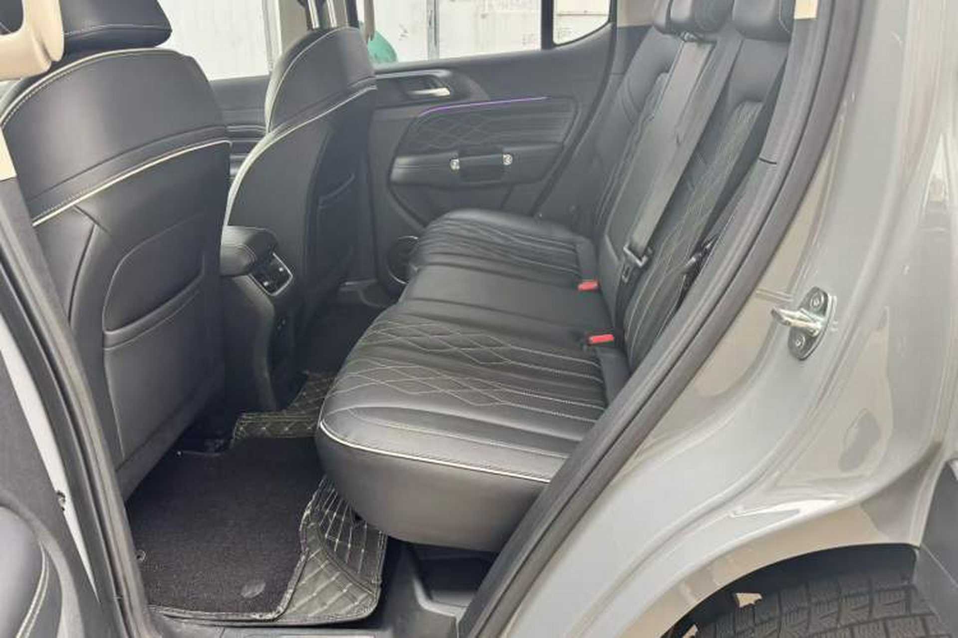 Used Tank 300 2024 2.0T Challenger Interior 3