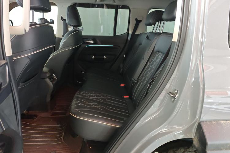 Used Tank 300 2024 2.0T Challenger Interior 4