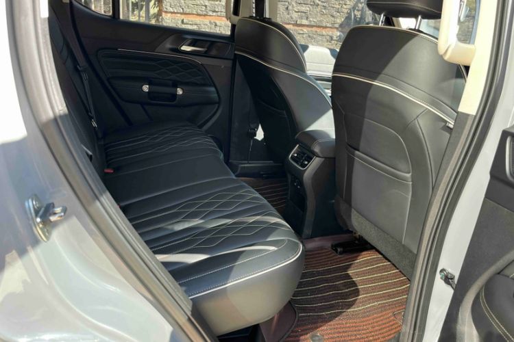 Used Tank 300 2024 2.0T Challenger Interior 9