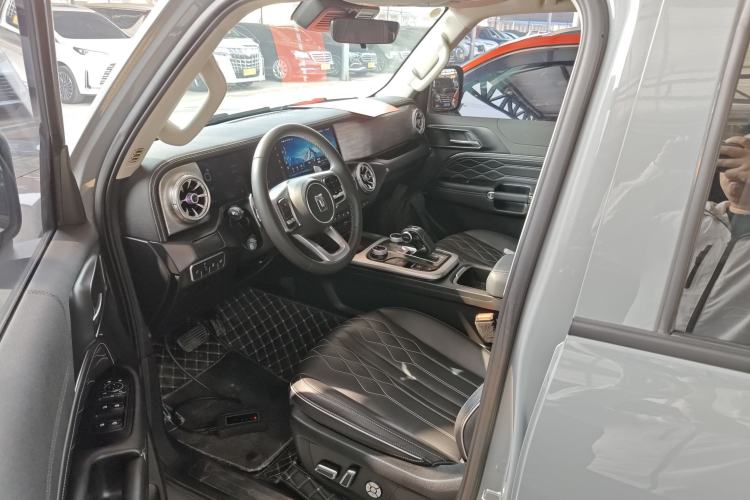 Used Tank 300 2024 2.0T Challenger Left Front Seat