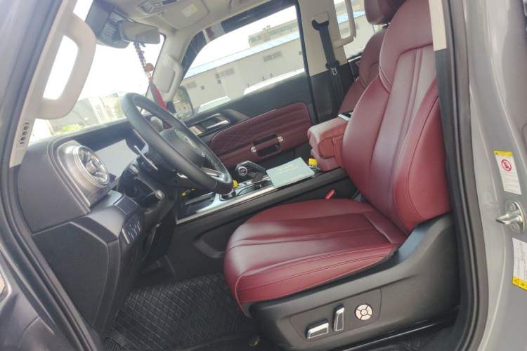 Used Tank 300 2024 2.0T Conqueror Left Front Seat