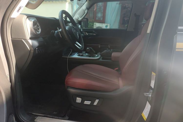 Used Tank 300 2024 330 3.0T V6 Left Front Seat