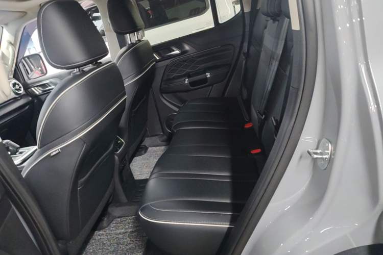 Used Tank 300 2024 2.0T Conqueror Left Rear Seat