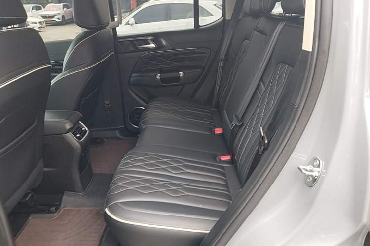 Used Tank 300 2024 2.0T Challenger Left Rear Seat