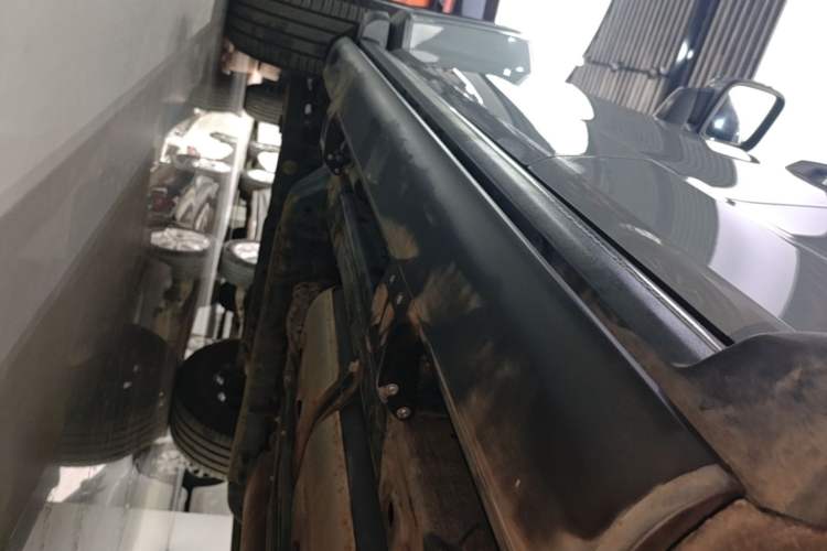 Used Tank 300 2024 2.0T Crosser Left Side Sill