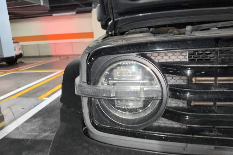 Used Tank 300 2024 2.0T Challenger Right Front Headlight