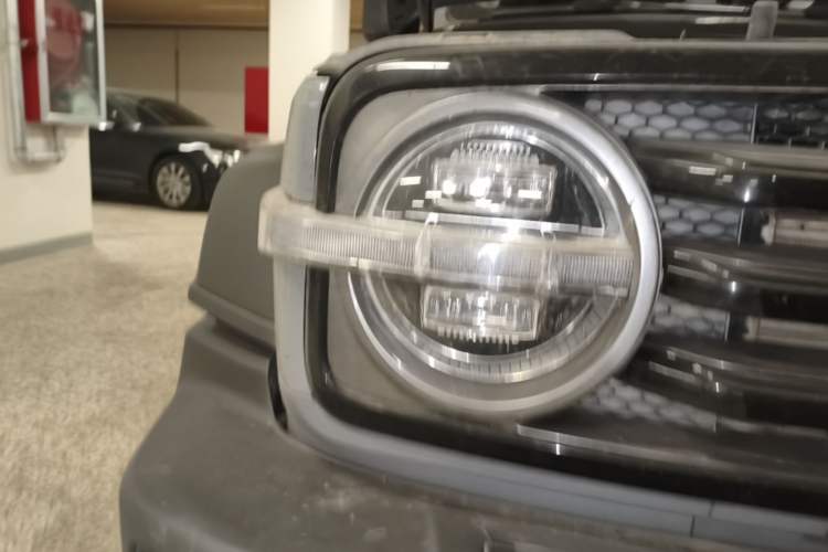 Used Tank 300 2024 2.0T Challenger Right Front Headlight