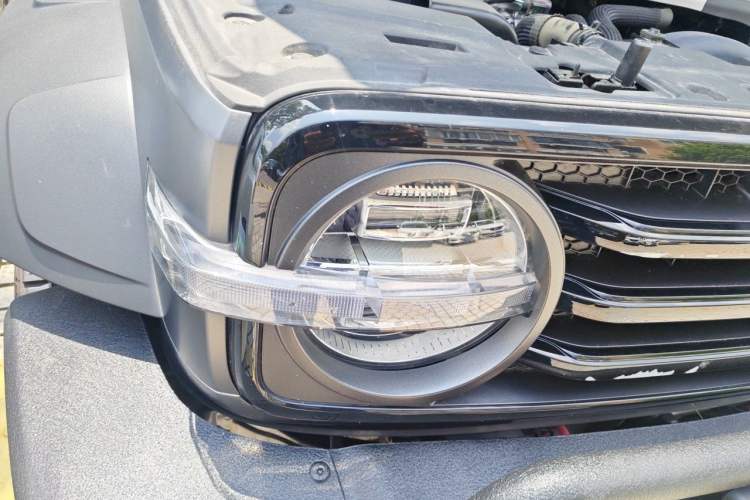 Used Tank 300 2024 330 3.0T V6 Right Front Headlight
