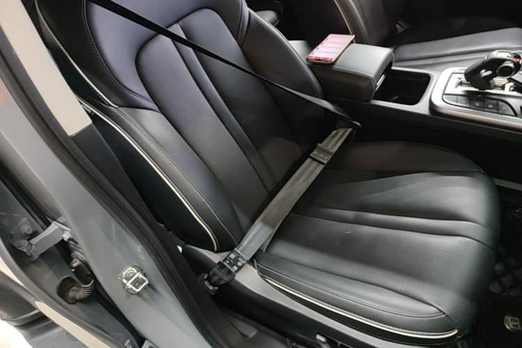 Used Tank 300 2024 2.0T Conqueror Right Front Seat