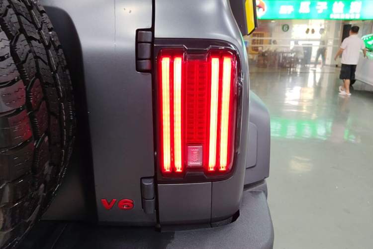 Used Tank 300 2024 330 3.0T V6 Right Rear Taillight
